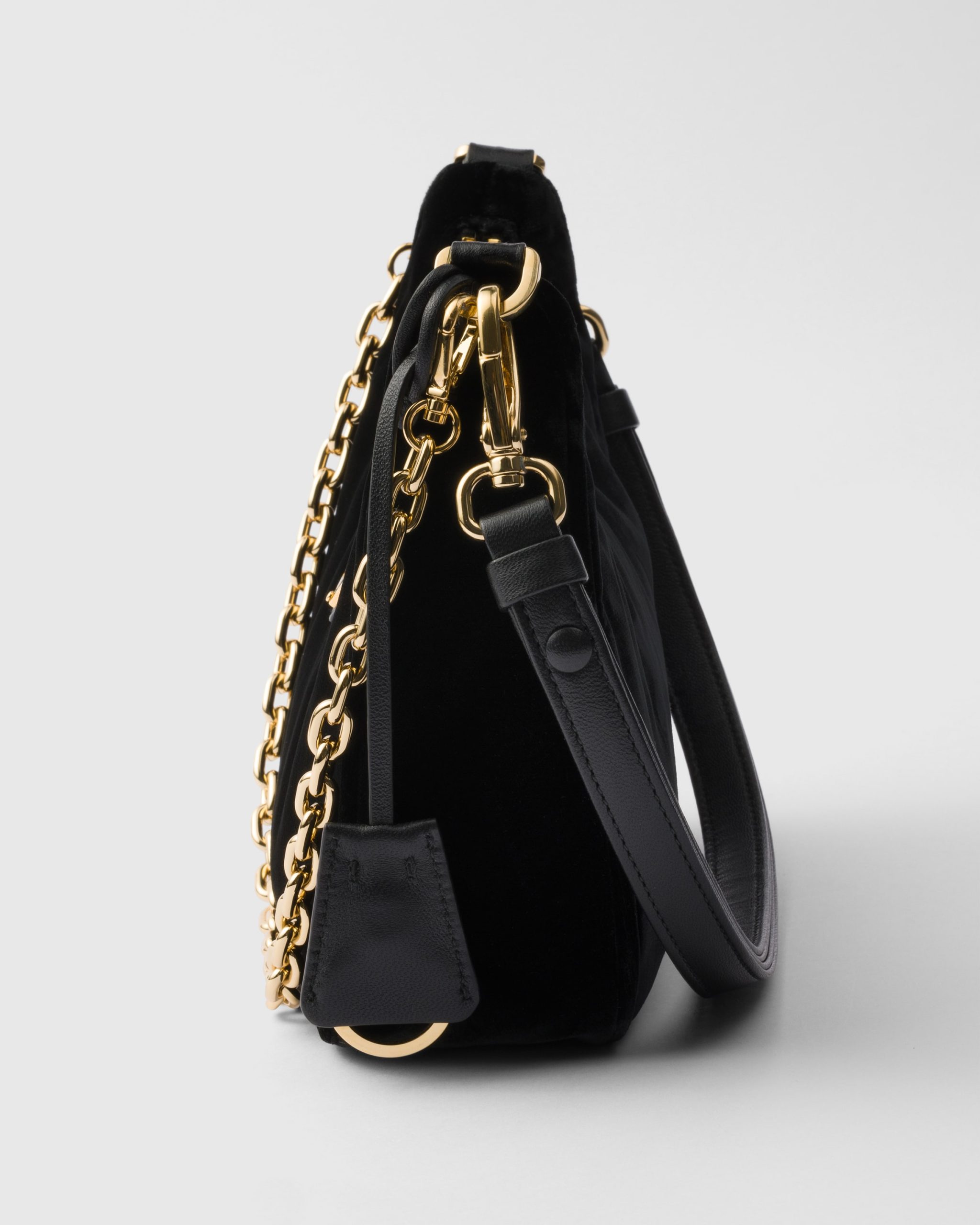 Prada Re-Edition mini velvet bag - Image 3